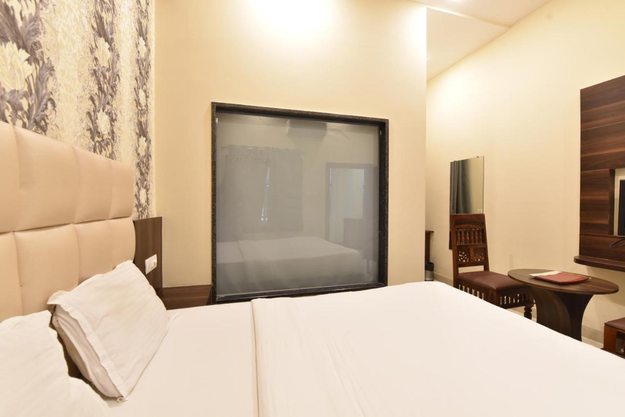 Hotel Dosa Plaza 烏代浦 外观 照片
